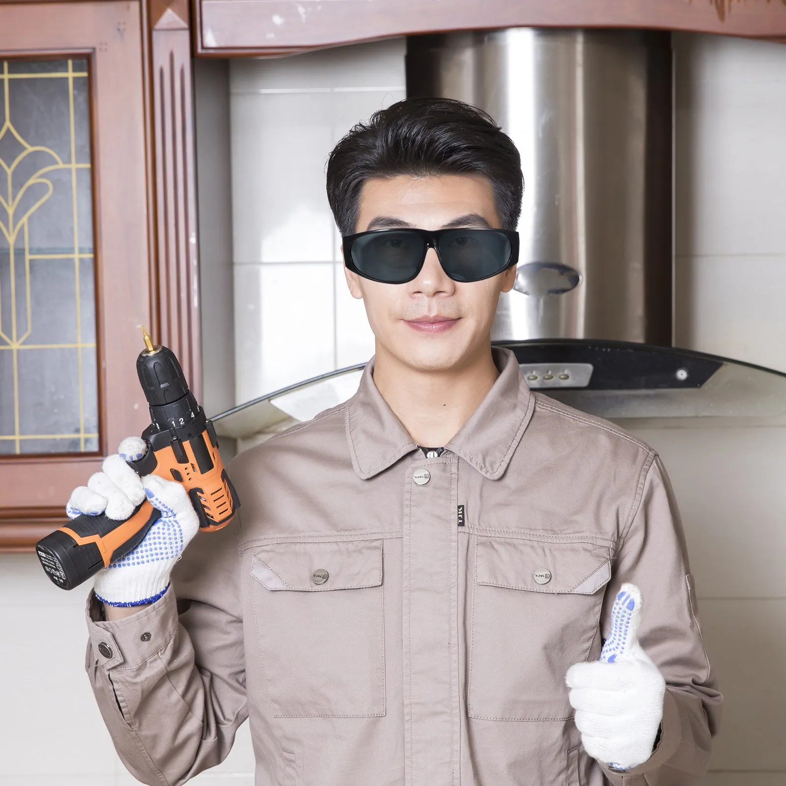 

Electric Welding Glasses Lightweight Comfortable Fit For Welding Grinding Cutting Safety Gear