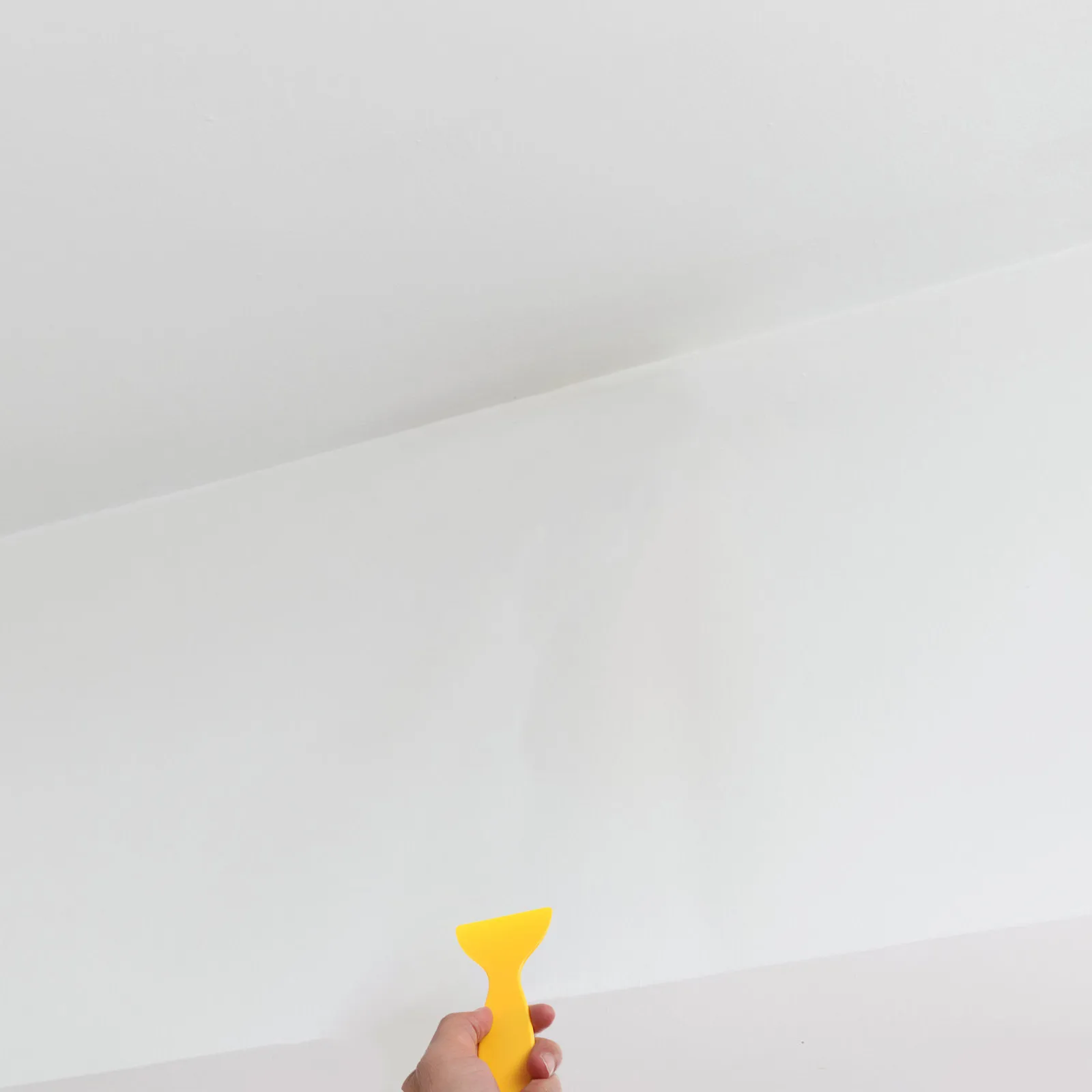 

Набор из 20 пластиковых скребков для стекла: эргономичные, легкие, для удаления краски, шпатлевки, наклеек, пленок с окон, дверей и полов