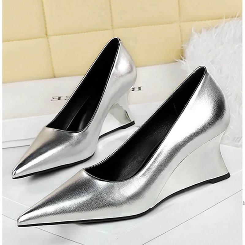 BIGTREE Sexy Street Style Silver Patent Leather Pumps Women Wedges Heels Pointed Toe Party Shoes Zapatos De Mujer