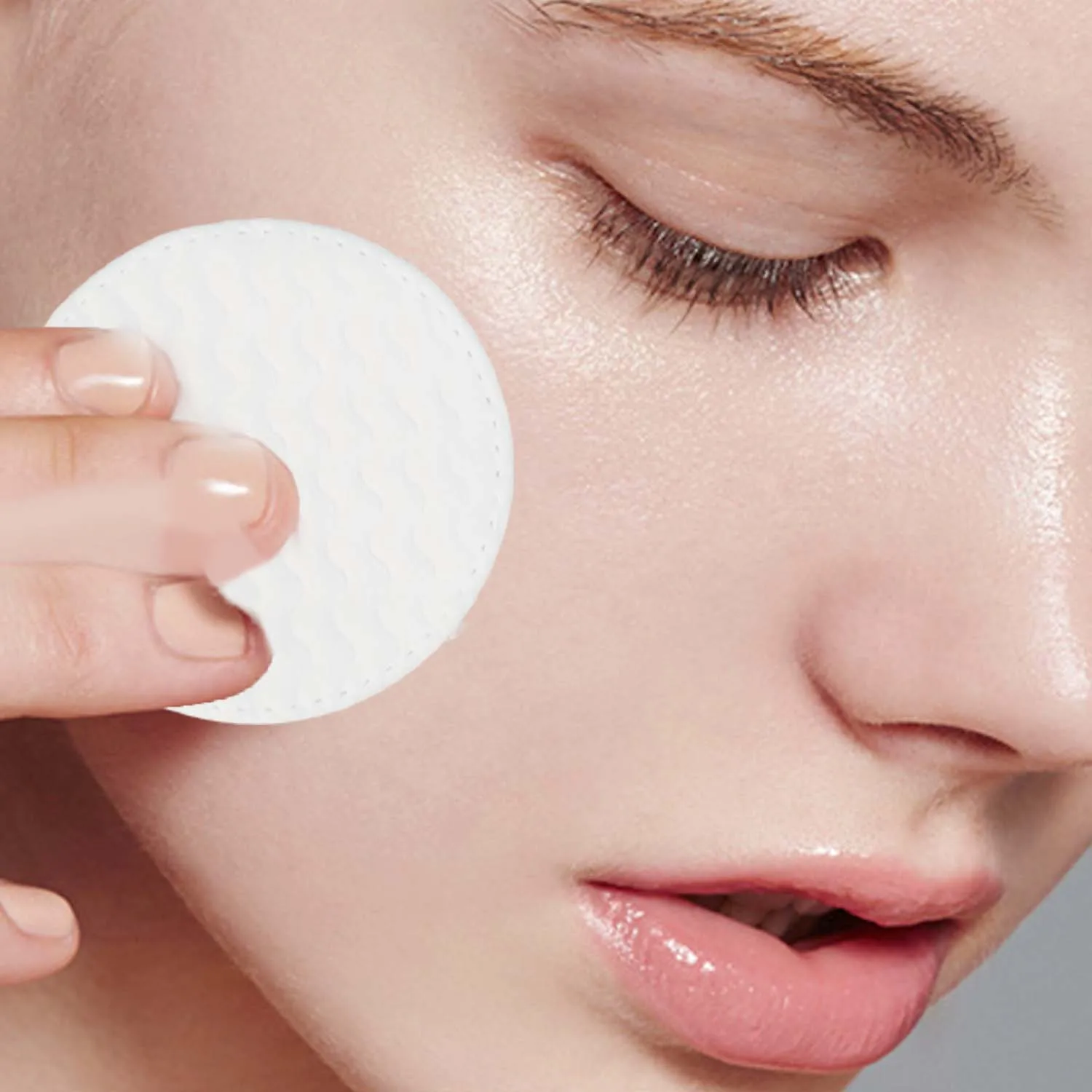 Disposable Soft Round Cotton Pads Professional Double-sided Daily Facial Cosmetic Cleaning Makeup Nail Polish Remover Pads Tool