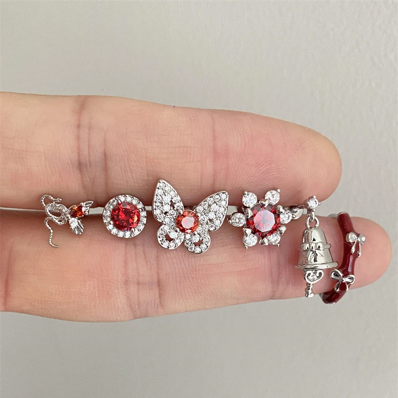 لامعة الأحمر الزركون 316L الفولاذ المقاوم للصدأ الأذن العظام مسمار جديد Y2K أقراط للنساء الأذن ثقب القوقعة مجوهرات منع الحساسية