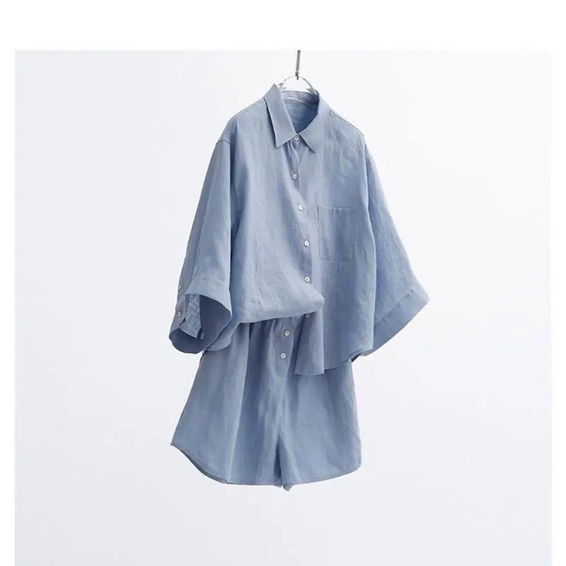 

Летний льняной комплект для женщин: стройнящий, омолаживающий, универсальный размер, для женщин любого возраста.