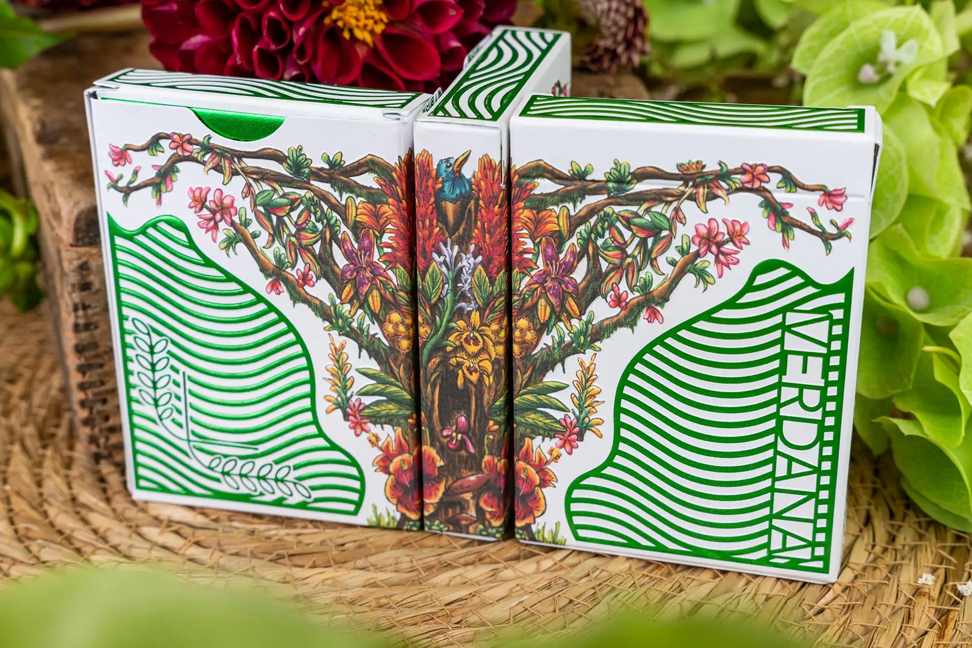 Edition-limitee-1000-cartes-de-poker-verdana-serie-vegetale-estampage-dore-en-relief-cartes-en-papier-decoupe-motif-fleur-magique-qualite-superieure