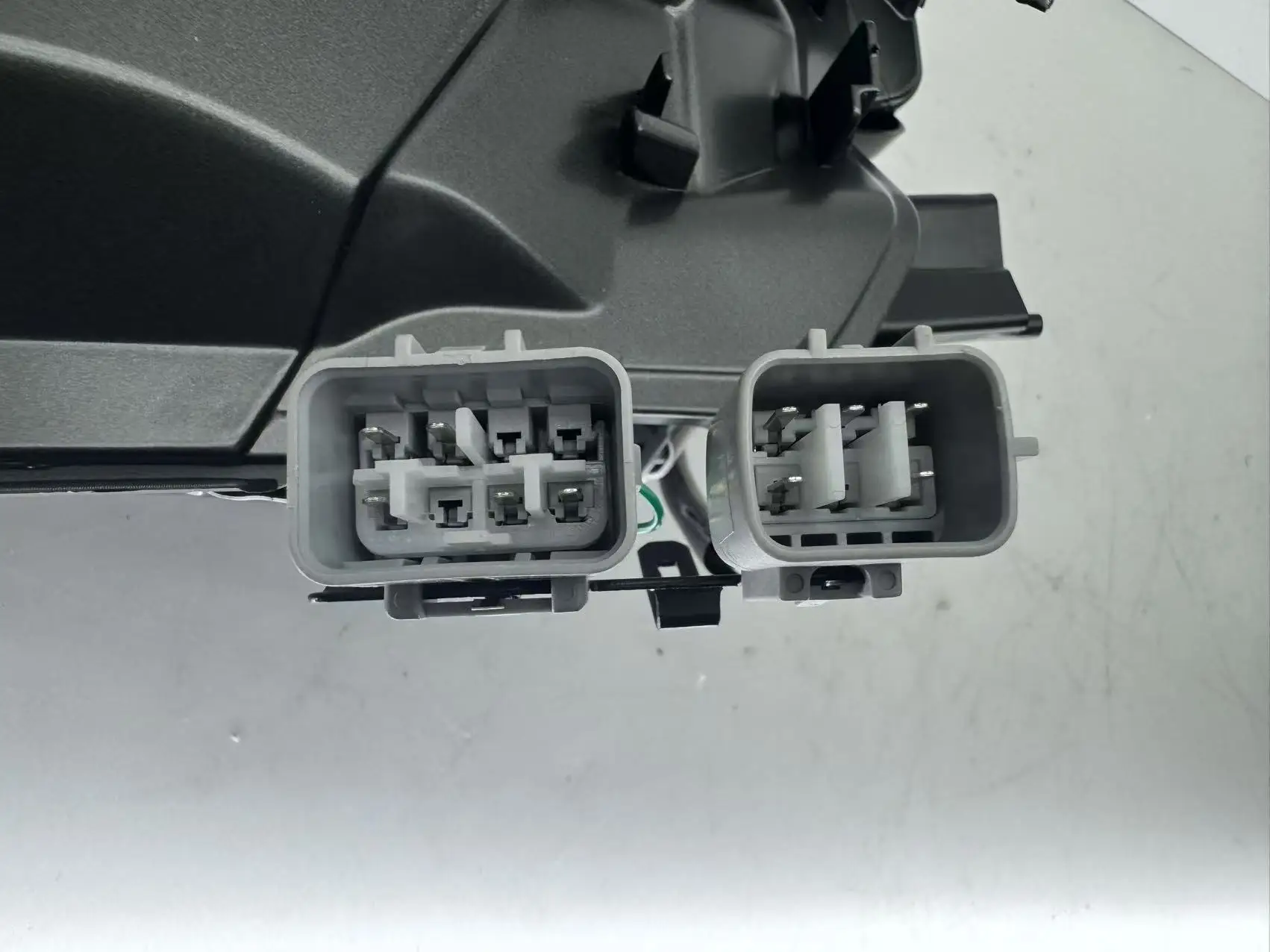 Single Lens US Version Headlight for IS Headlights Little Bird Headlight Car Light Accessories for 13-15 IS200 IS300 IS350