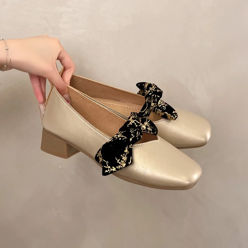 

Французская женская обувь на мелкой подошве, новинка 2025, туфли Мэри Джейн на плоской подошве, мягкая подошва