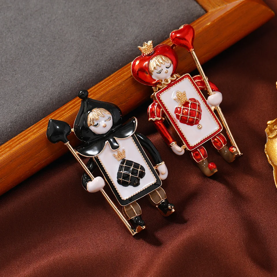 Vintage Cute Heart and Spade Cartoon Figure Soldier Brooch for Women Enamel Clown Brooches Pins Suit Coat Clothes Accessories