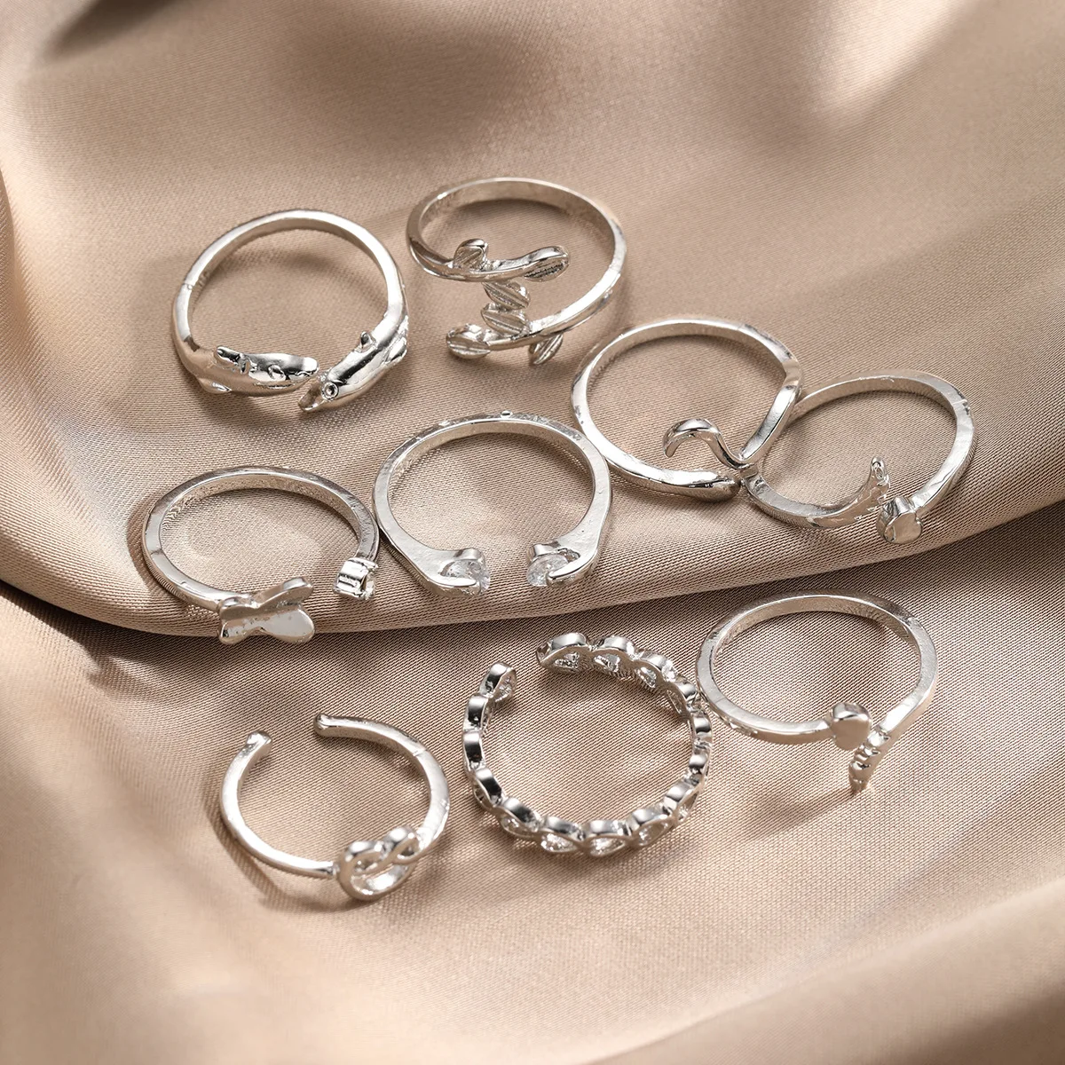 9Pcs Summer Toe Rings Set for Women Beach Barefoot Fashion Adjustable Foot Rings Silver Color Metal Round Jewelry for Girls