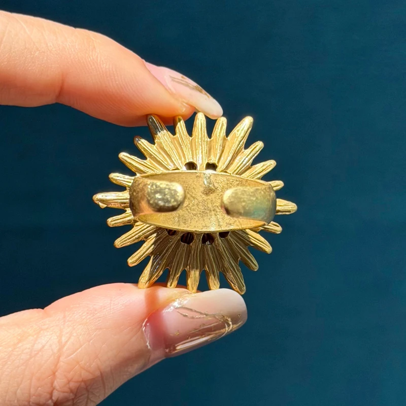 

Vintage Gold Color Flower Turquoise Ring Woman Natural Stone Arrow Party Gift Antique Luxury Turquoise Jewelry Korean Designer