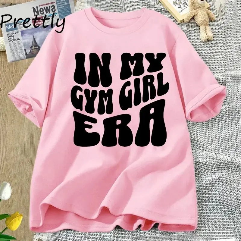 تي شيرتات نسائية بتصميم رياضي عتيق، تصميم مرسوم يدويًا قابل للتخصيص، ملابس شخصية بأسلوب عتيق عصري