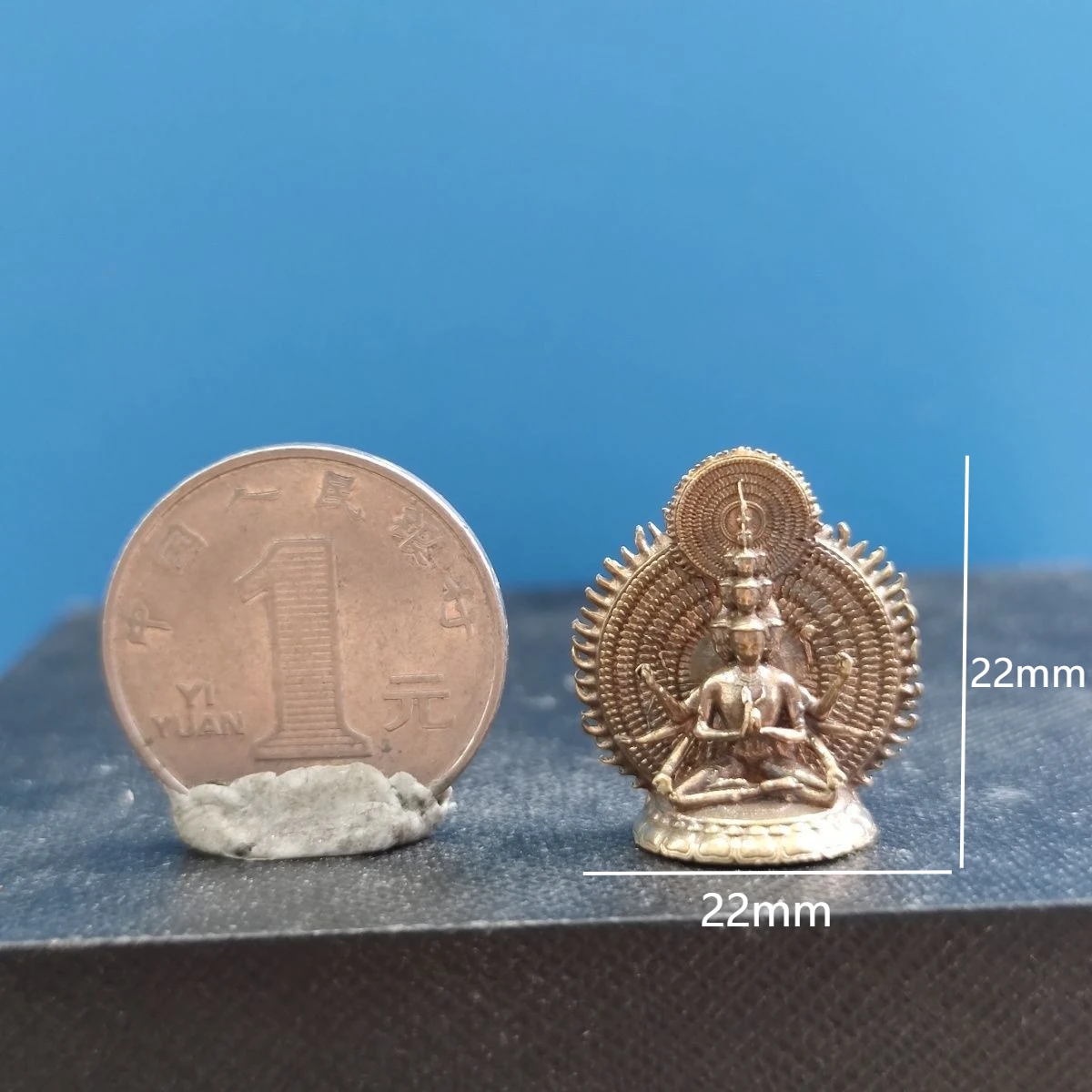 The Thousand-fingered Buddha Figurine Copper Figurine Arya Avalokiteshvara Desktop Deity Statue Decoration Crafts