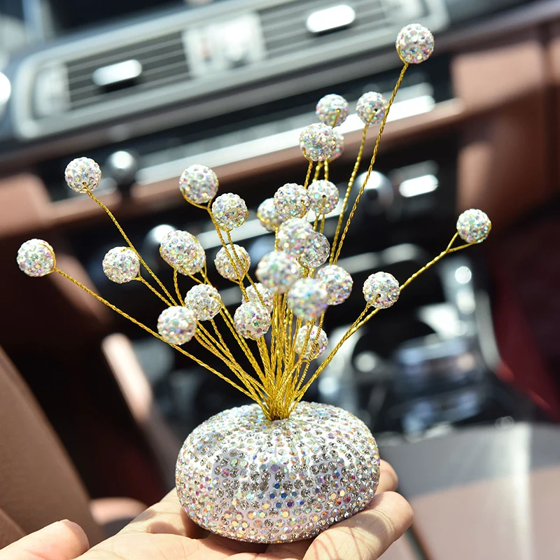 Car Air Freshener Auto Interior Accessories Decoration Women's Ornament Diamond Inlay Fashion And lovely Flavor Perfume Diffuser