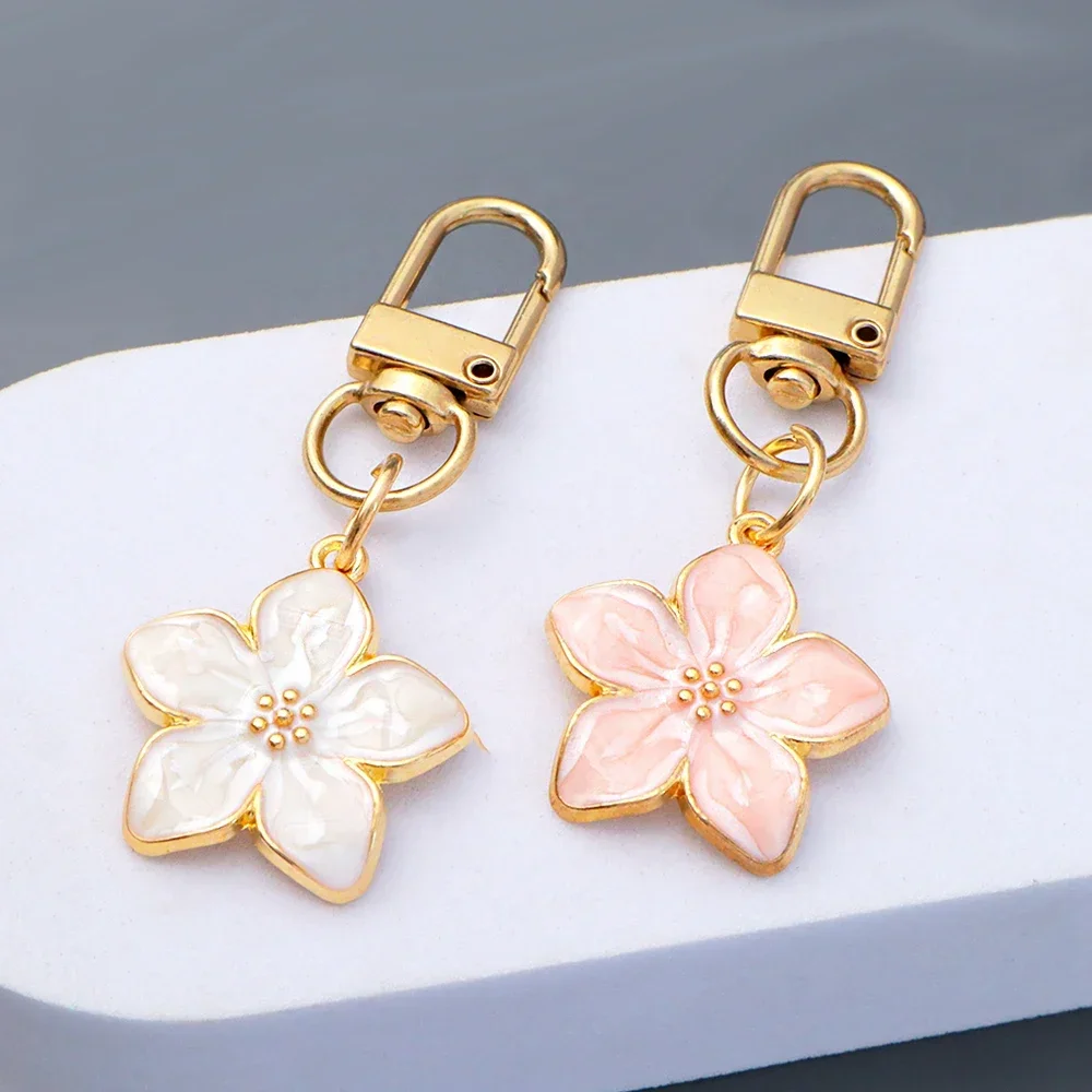 Cute Flower Keychain Metal Cherry Blossom Aesthetic Keyring Wallet Purse Charms Women Girls Handbag Backpacks Decor Accessories