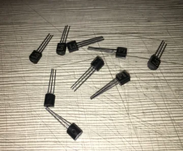 5-10PCS  2N5639  5639 TO-92  DIP  Small power triode