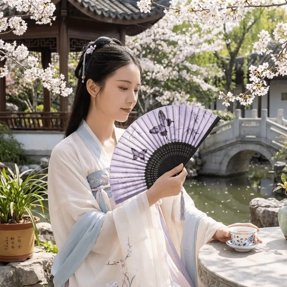 Vintage Chinese Style Silk Folding Fan Handmade Cooling Handheld Fan with Tassel Butterfly Pattern Retro Bamboo Fan Party Props
