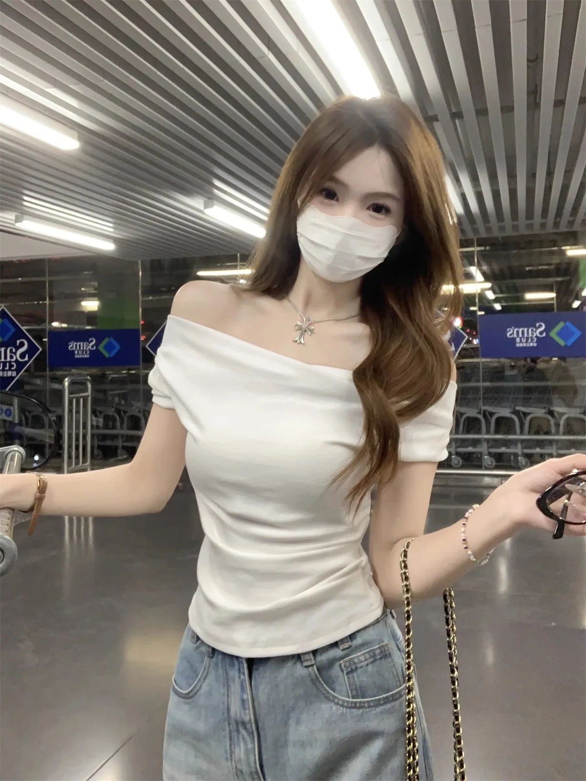 

Women's T-shirt Elegant Off-shoulder Summer Short Sleeves Slim Shirt Woman Clothing Summer Niche Slanted Clothes Tees Costume