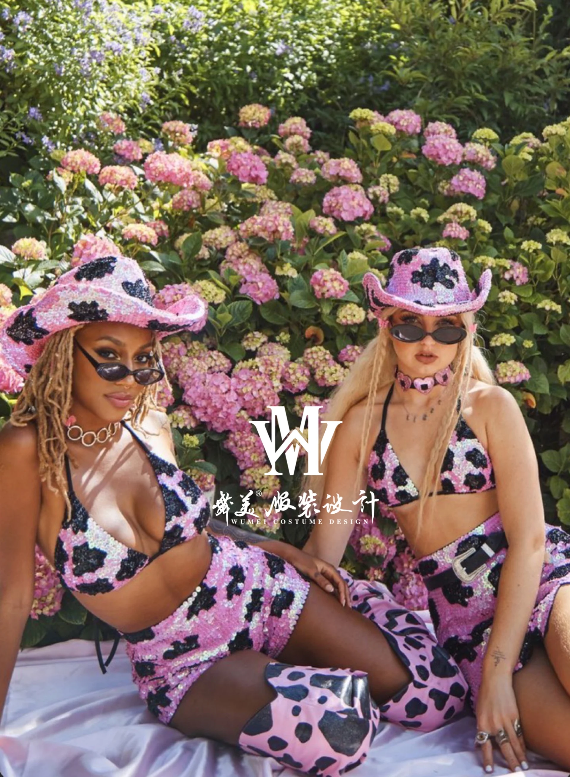 

Nightclub Bar Singer Dance Stage Party Sexy Women's Pink Leopard Hat+Bra+Shorts+Leg Covers Outfits Touring Performance Costume