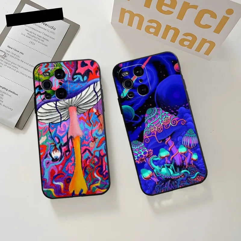 Trippy Psychedelic Mushrooms Phone Case For OPPO Find X3Pro X5Pro X3Neo RENO6 7 ProPlus A16 A54 A57 K9 A72 A74 A93 A94 Black