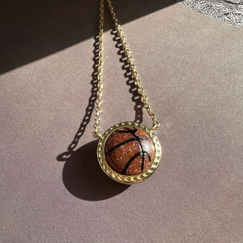 Europe and the United States ins sports wind street personality basketball round aventurine pendant necklace female jewelry