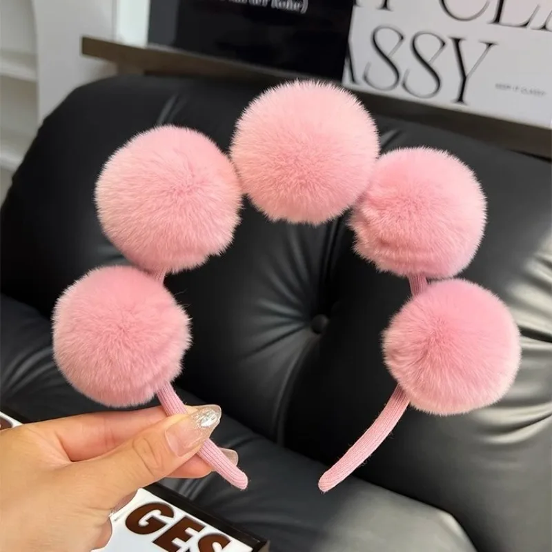 

Wash Face Headband, Women'S Colorful Real Otter Rabbit Ball Headband, Autumn And Winter Plush Ball