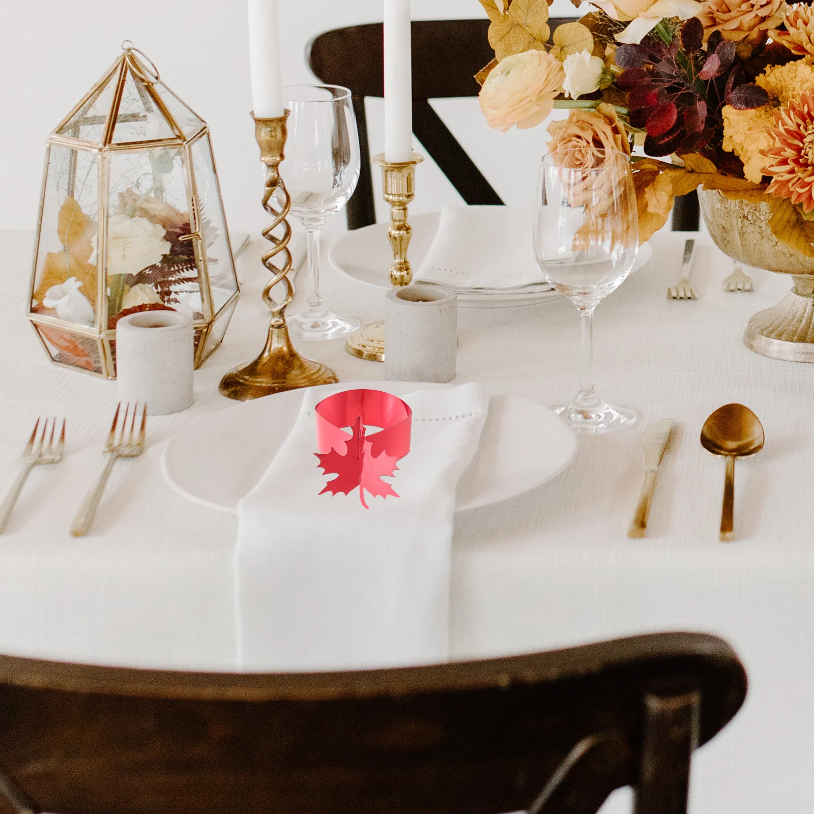 

50Pcs Banquet Napkin Rings Maple Leaf Style Paper Holder Wedding Party Thanksgiving Table Decoration Banquet Napkin Holder
