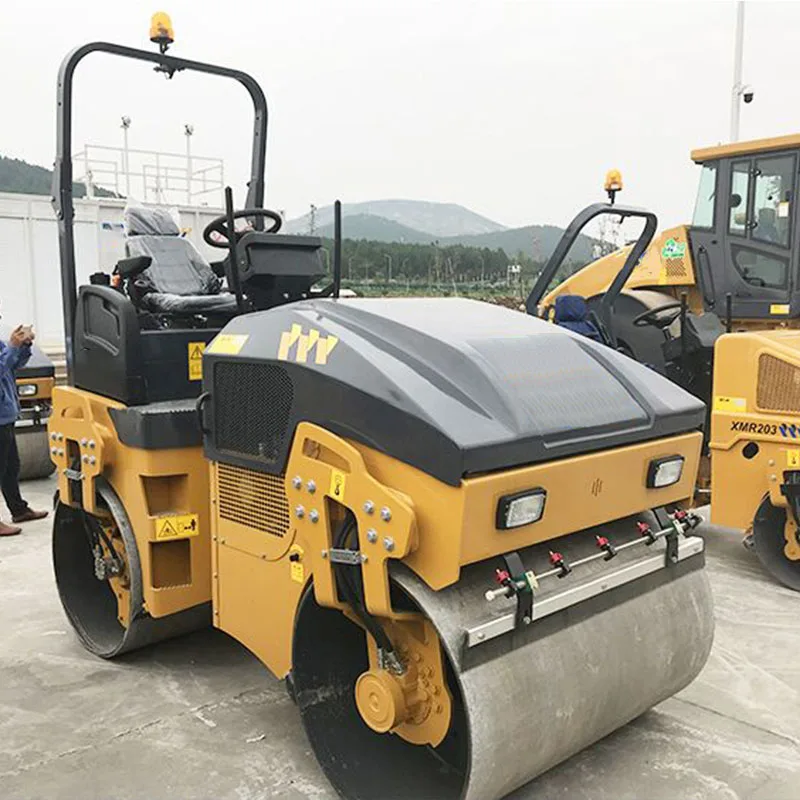 China Famous Brand Double Drum Compactor 2 Ton Mini Road Roller XMR203 for Hot Sale