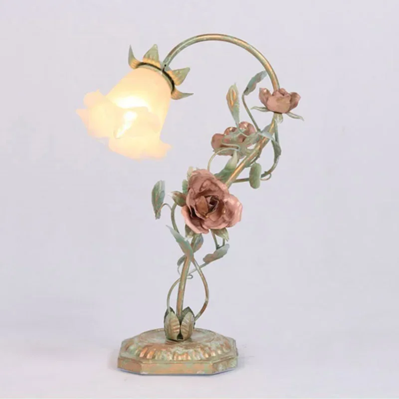 ピンクのテーブルランプ,韓国の花,寝室,ベッドサイドランプ,創造的な結婚式,個性,暖かくロマンチックなギフト