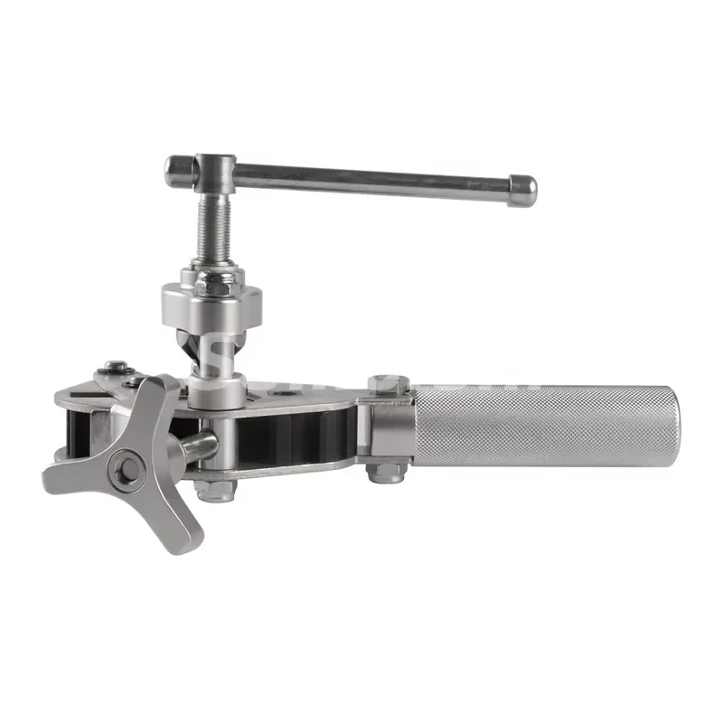 Designed for professional mechanics and DIY enthusiasts, this SUMEICHI aluminum flare tool simplifies the complex task of
