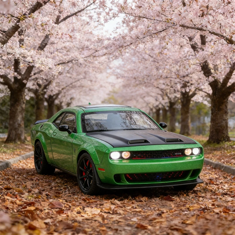 

1:24 Challenger SRT Hellcat спортивный автомобиль из сплава, литой под давлением металлический автомобиль, модель звука, свет, детская игрушка в подарок
