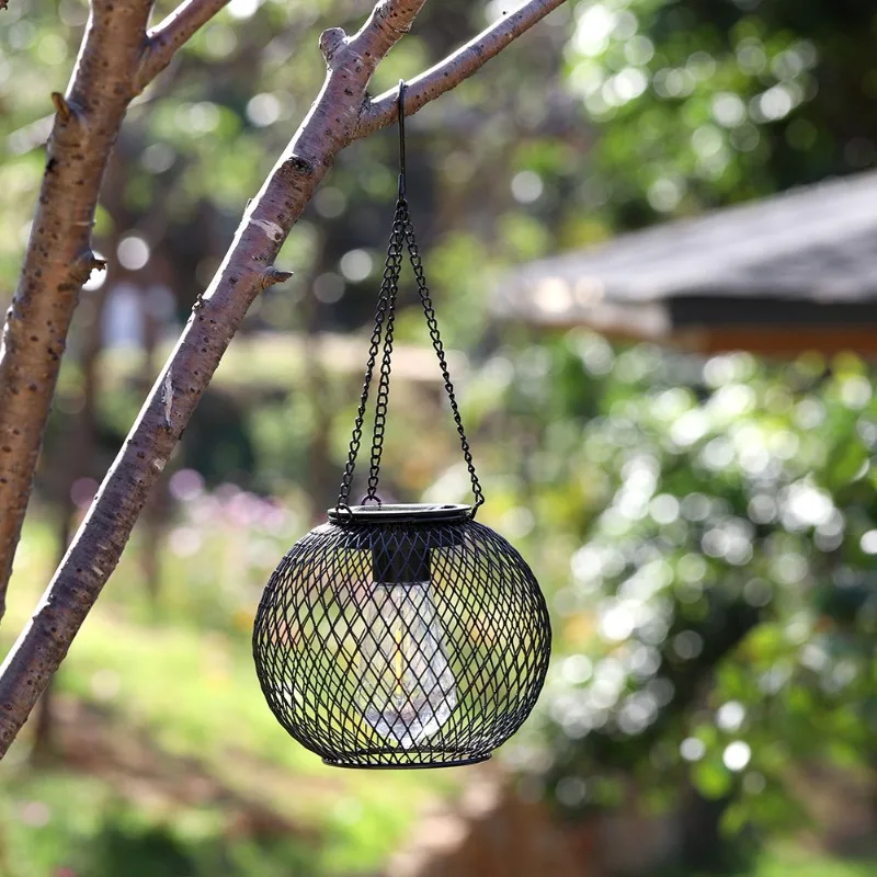 Solar Powered LED Hanging Lantern Lights Waterproof Iron Outdoor Decorative Lamp Dusk to Dawn Sensor for Garden Patio Porch Yard