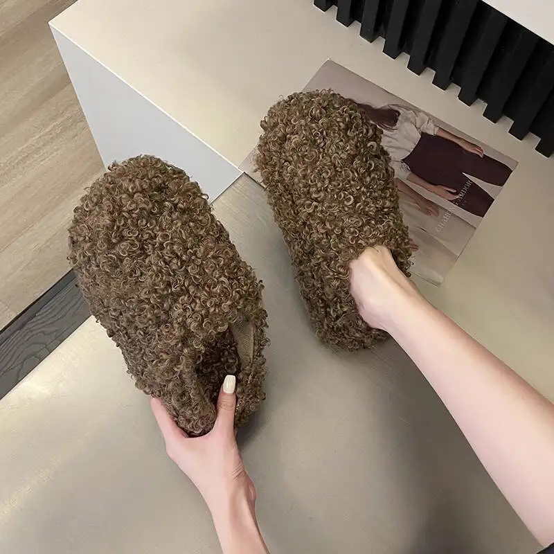 شباشب منزلية من الفرو للنساء لخريف وشتاء 2025 شباشب من الصوف فروي ملابس داخلية وخارجية لأصابع القدم على الطراز الشهير على الإنترنت #3
