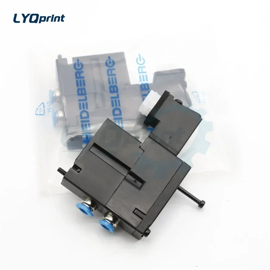 M2.184.1111 M2.184.11 M2.184.1151 M2.184.1161 Valve SM52 SM74 SM102 Offset Printing Machine Spare Parts For Heidelberg