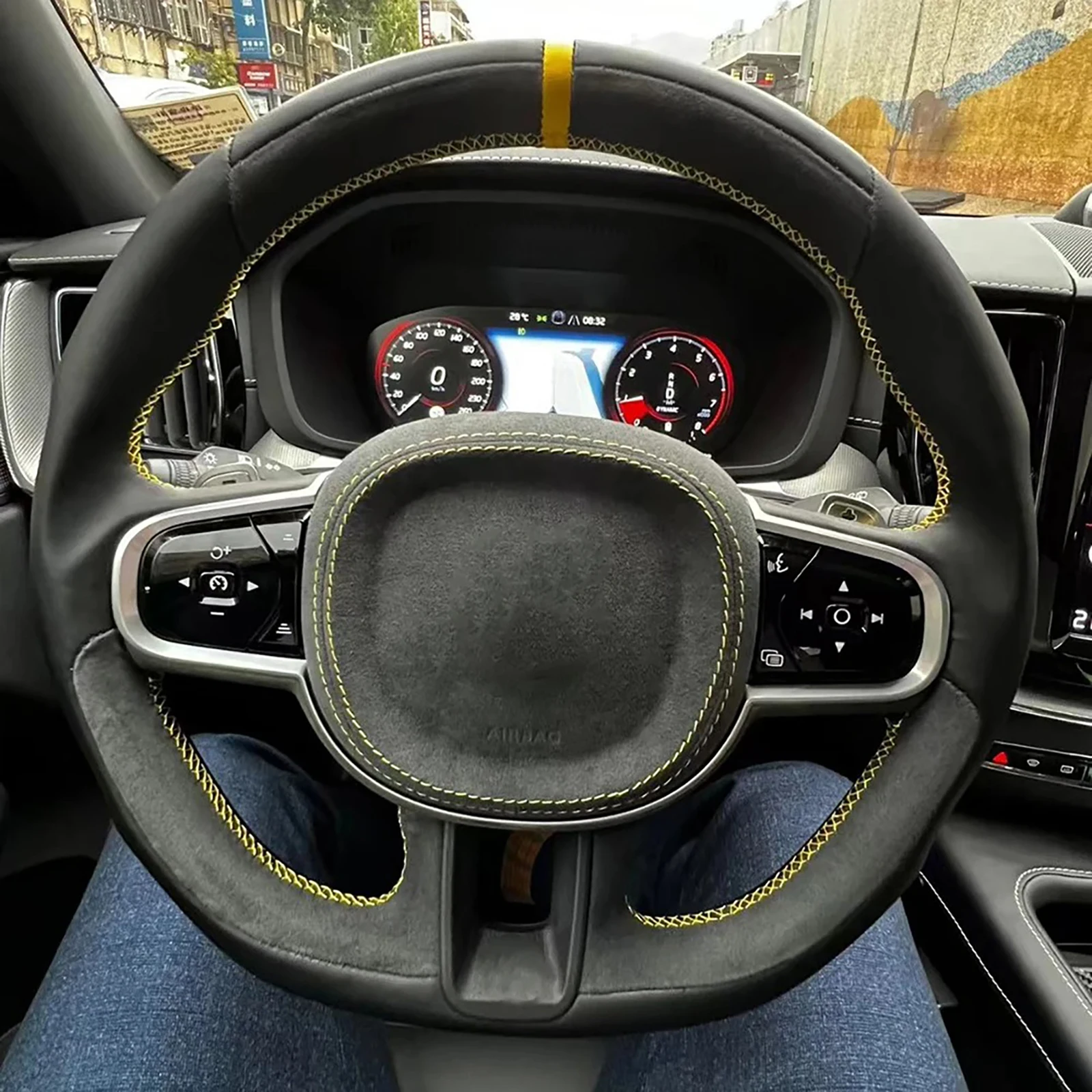 Customized  personality  For Volvo XC90XC60XC40S60V60S90V90 Steering Wheel Nappa With Paddle Hole Modification