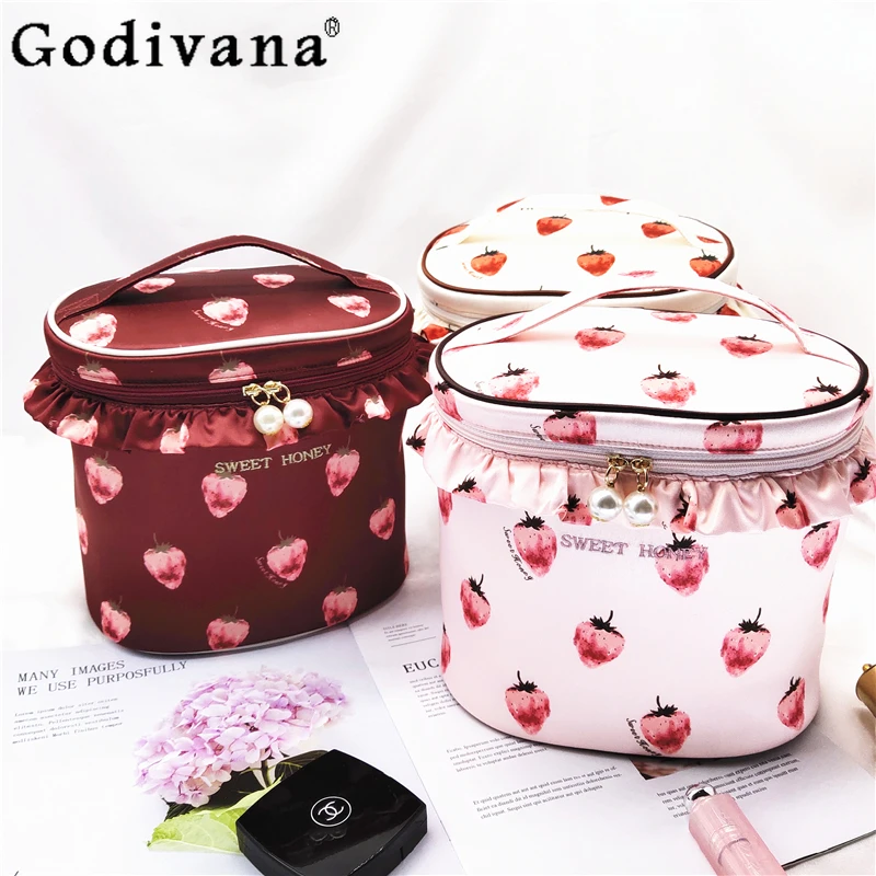 

Sweet Cute Girly Strawberry Print Handheld Round Makeup Bag Japanese Original Large Capacity Travel Storage Bag