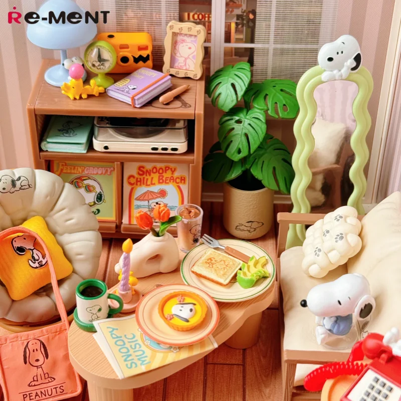

Original Re-Ment 8pcs/1set Snoopy'S Cozy Weekend Room Miniature Scene Fine Model Figure Trend Toy Collection Girl Custom Gifts