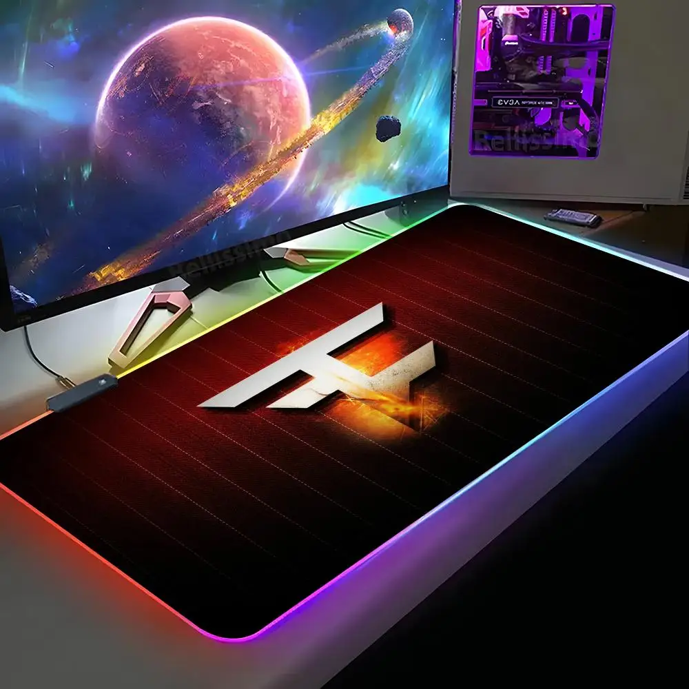 

Игровой коврик для мыши CS2 FAZE CLAN XXL RGB, большой коврик для геймеров с HD-изображением, светодиодной подсветкой и эффектом 3D-картины, для ПК