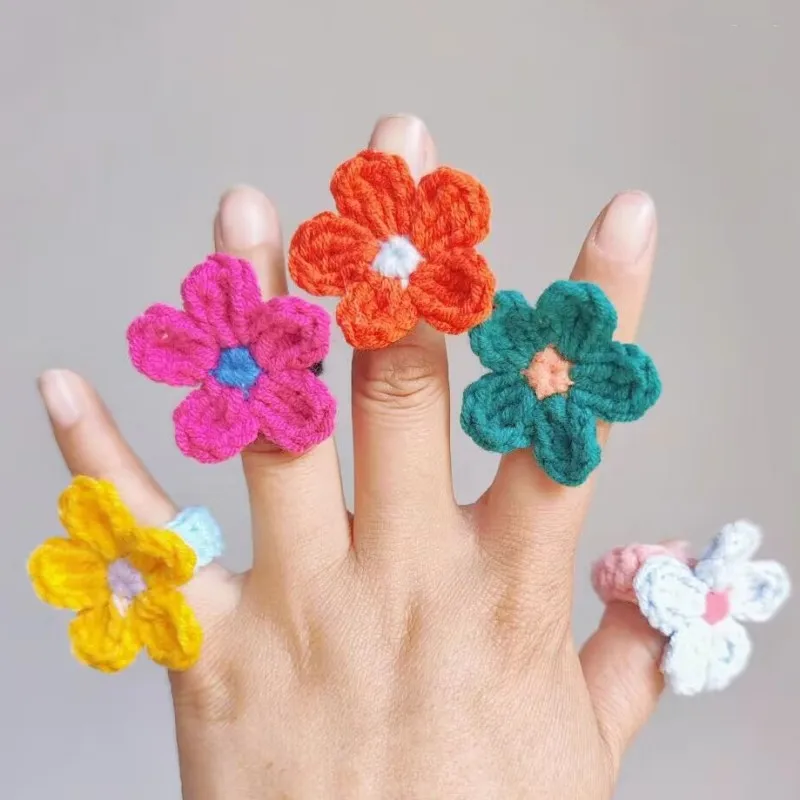 Flower Yarn Crochet Finger Rings for Women, Handmade Knitted Ring, Girls Party, Holiday Jewelry Gift, Spring