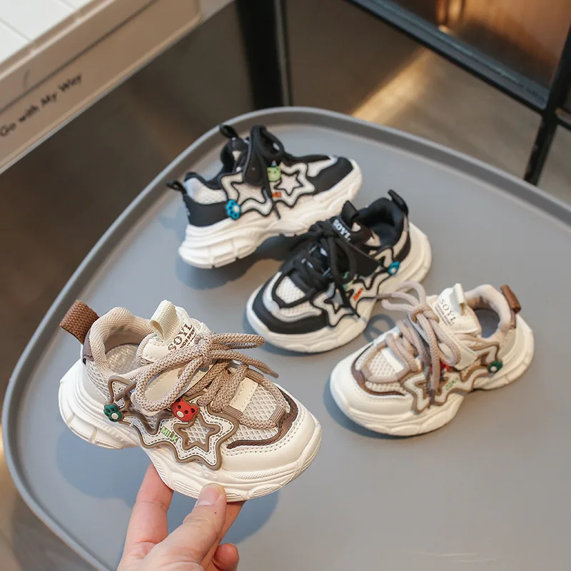 

Брендовые кроссовки для девочек, осенняя новая дышащая сетчатая детская обувь, милая обувь с героями мультфильмов для девочек, детские кроссовки на мягкой подошве, универсальные кроссовки для мальчиков