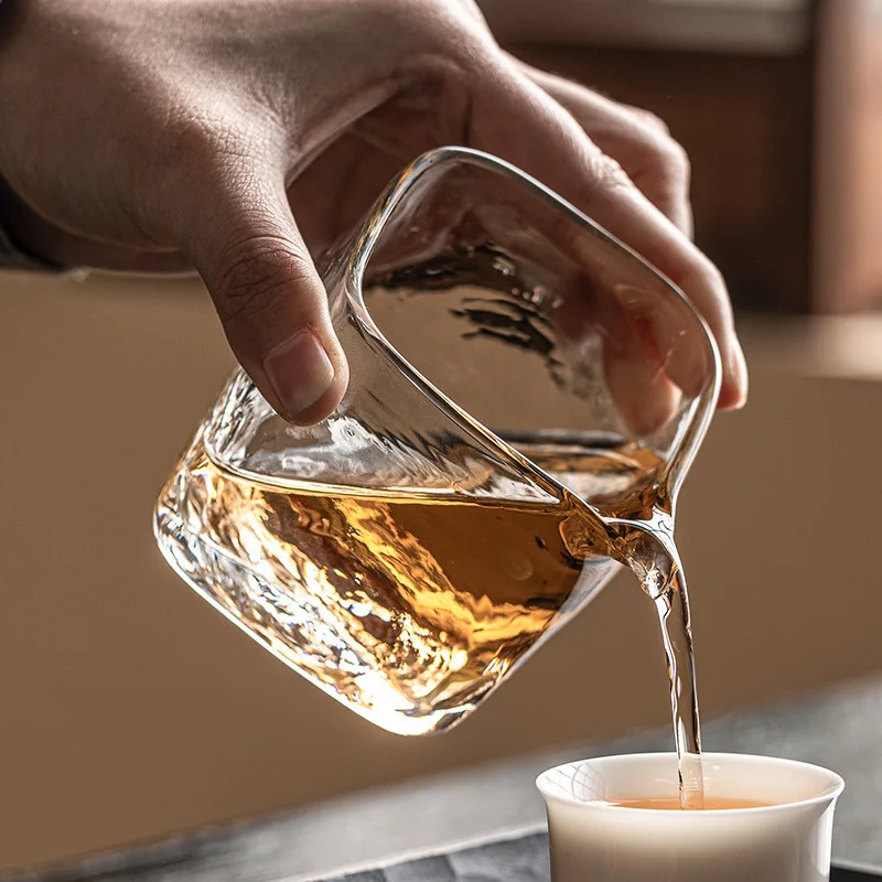 Hammer Patterned Fair Cup Transparent Glass High End Sea Making And Sorting Device Household Large Capacity Tea Set