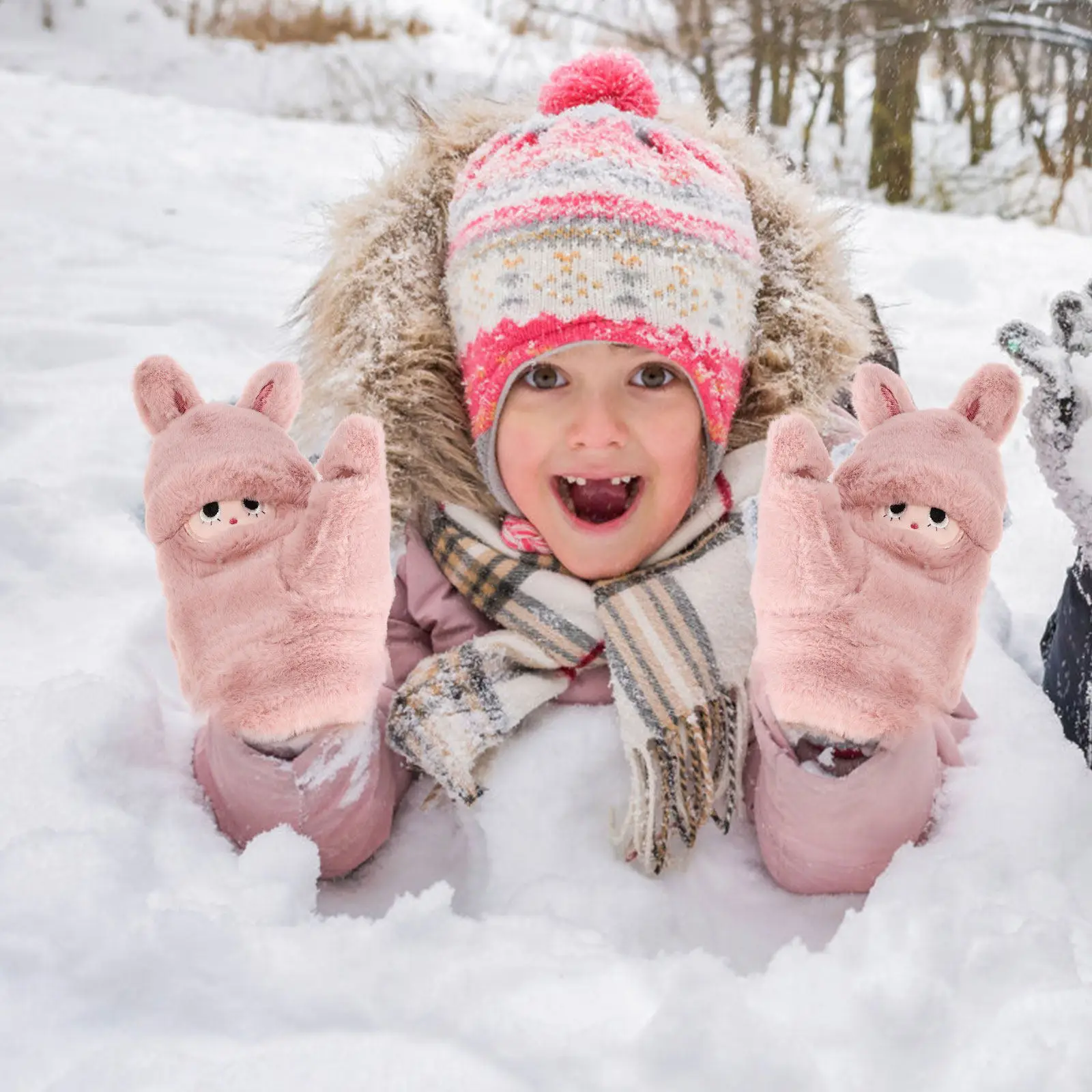 

1Pair Winter Mittens Soft Skin Friendly Warm Gloves Kids Outdoor Cold Weather Windproof Kid Mittens Comfortable Gloves for Boys