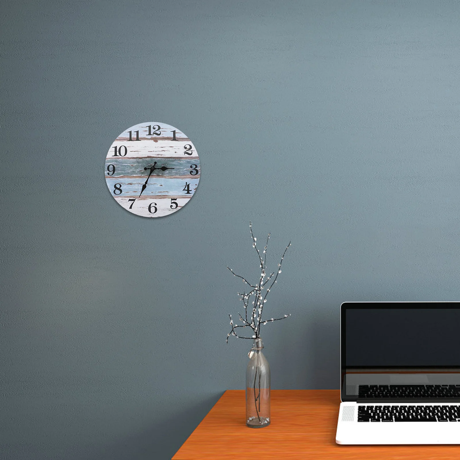 

Retro Simulated Wood Grain Wall Clock 12 Inch Silent Round Hanging Clock For Home Decor Vintage Sun Moon Pattern