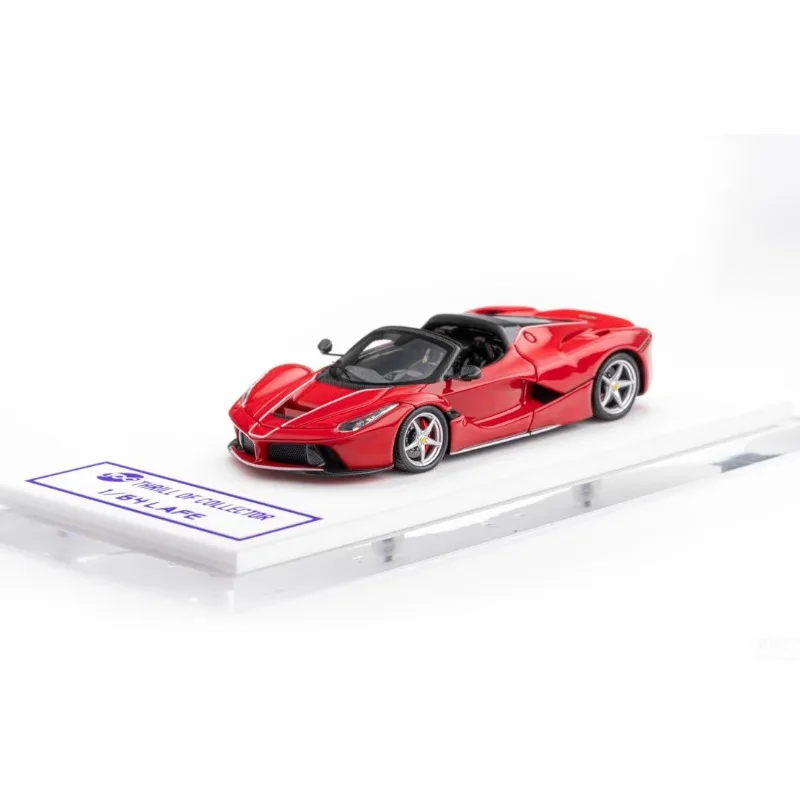 

Модель автомобиля из смолы Fuelme Laferrari Aperta в масштабе 1:64, праздничный подарок для друзей, коллекционное украшение для взрослых.