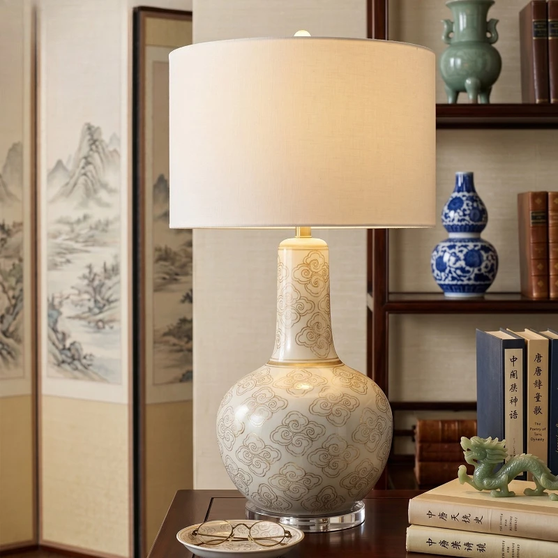 New Chinese blue and white porcelain dragon pattern table lamp, hotel lobby sofa side decorative lamp, bedroom