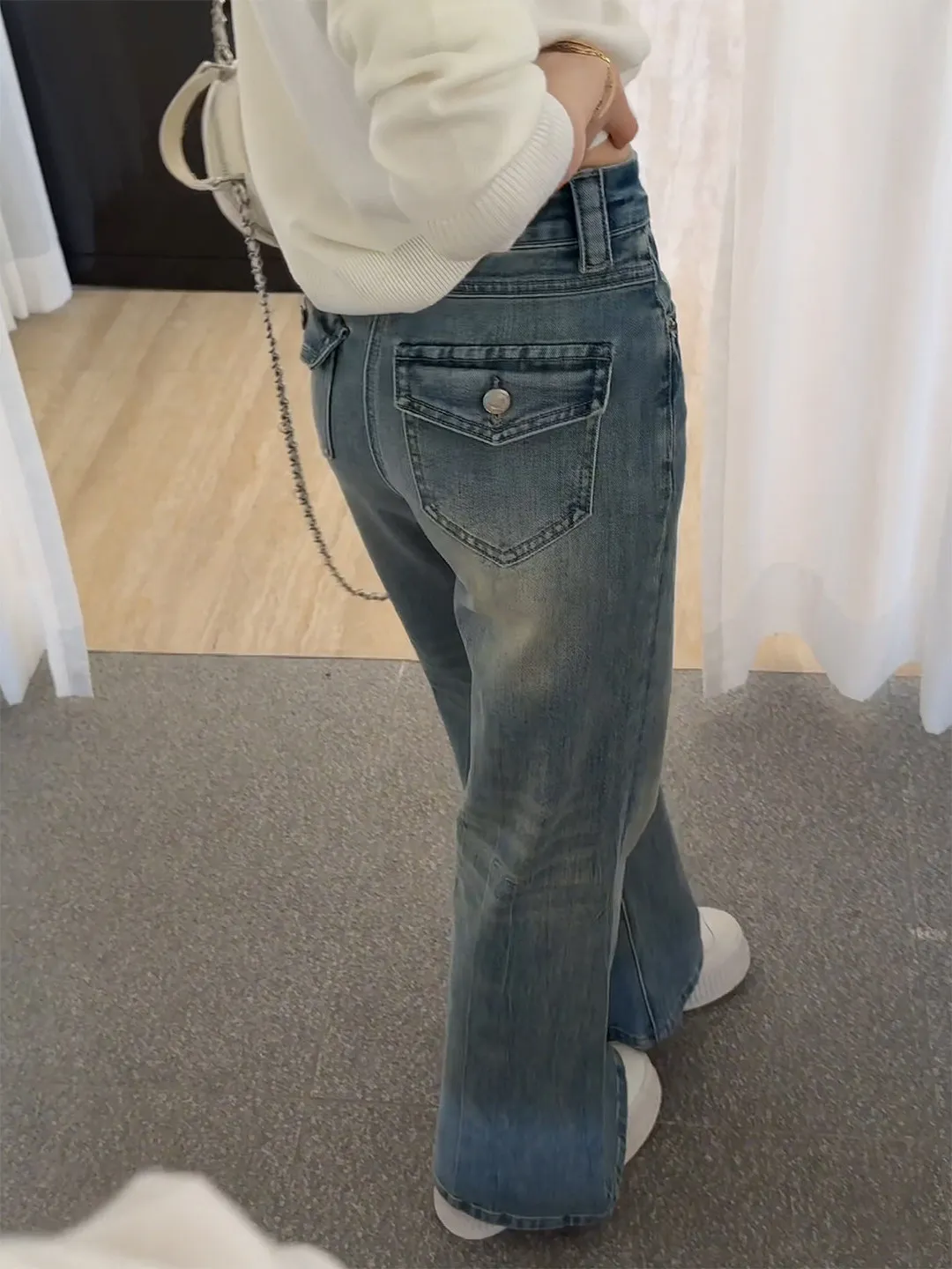 

American Style High Waist Bell Bottom Denim Jeans Women Summer Loose Fit Elastic Micro Flared Trousers Casual Commute Style