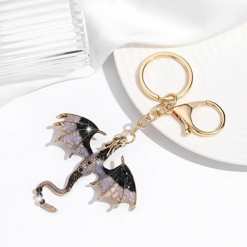 Ретро масляная капля мультфильм летающий дракон форма кулон тяжелая промышленность хип-хоп бриллиант мультфильм пара брелок аксессуары