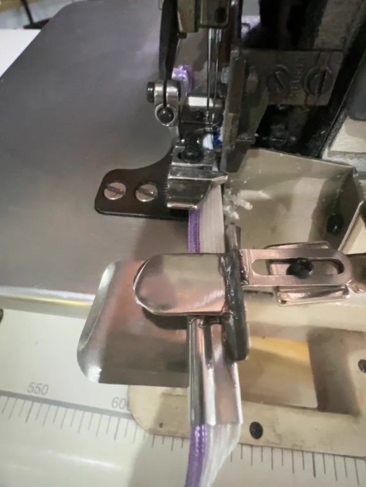 #13 Low Cost Sewing Machine Tables That Work