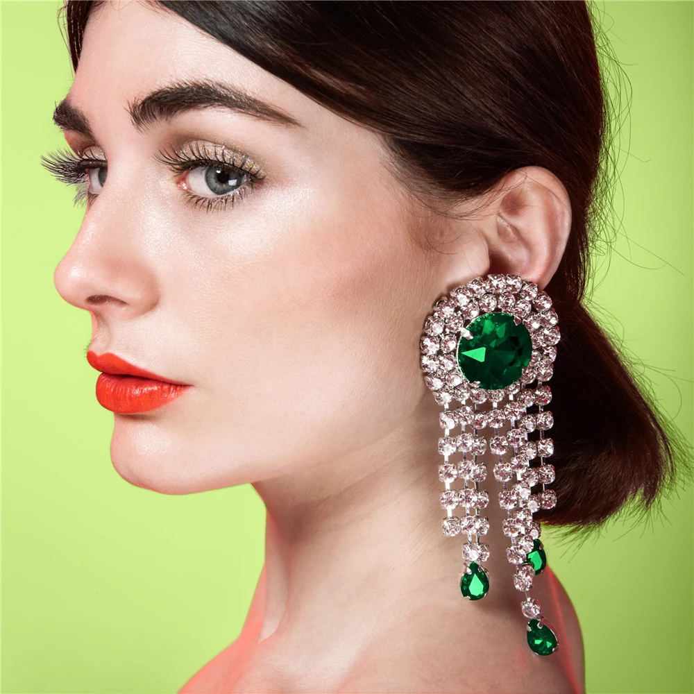 Shine Long Tassel Crystal Emerald Drop Earrings for Women Bijoux Geometric Rhinestone Chain Earrings Statement Jewelry Gifts