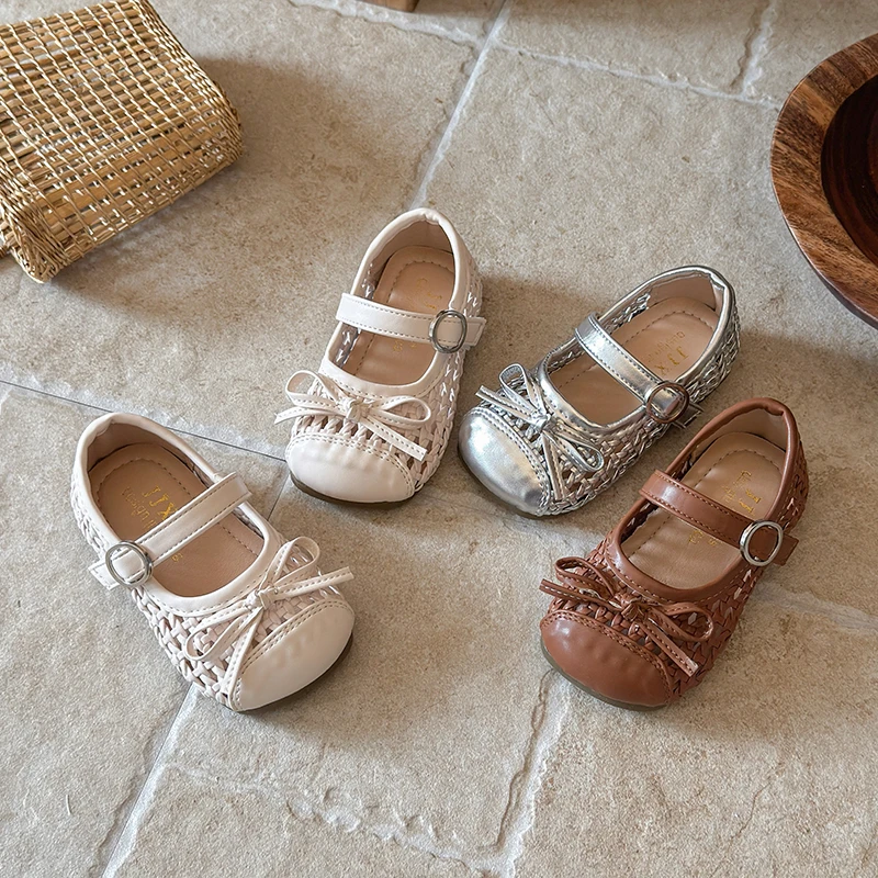 

Новые детские балетки для девочек, ретро-туфли из плетеной кожи, повседневные, с вырезами, для свадьбы и вечеринок, мягкие, на липучке