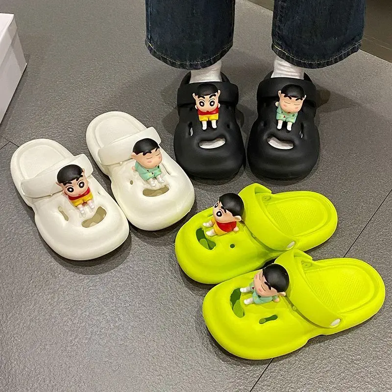 Crayon Shin-chan-zapatos de verano para mujer, zapatos con agujeros, zapatillas para exteriores, sandalias de dibujos animados para exteriores, calzado para jardín de suela blanda, zapato de playa