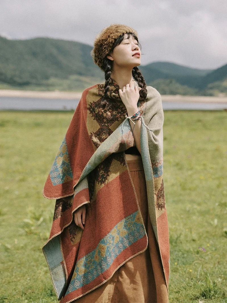 Style Shawl Ethnic Autumn and Winter Travel Warm Tibet Yunnan Imitation Cashmere Cloak Oversized Cape Scarf Women's Retro