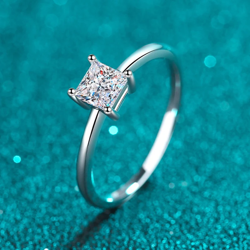 Syoue 0.6ct 4.5Mm Cincin Soliter Moissanite Potongan Putri untuk Wanita Tidak Berwarna Kualitas Tinggi 100% S925 Perak Murni GRA